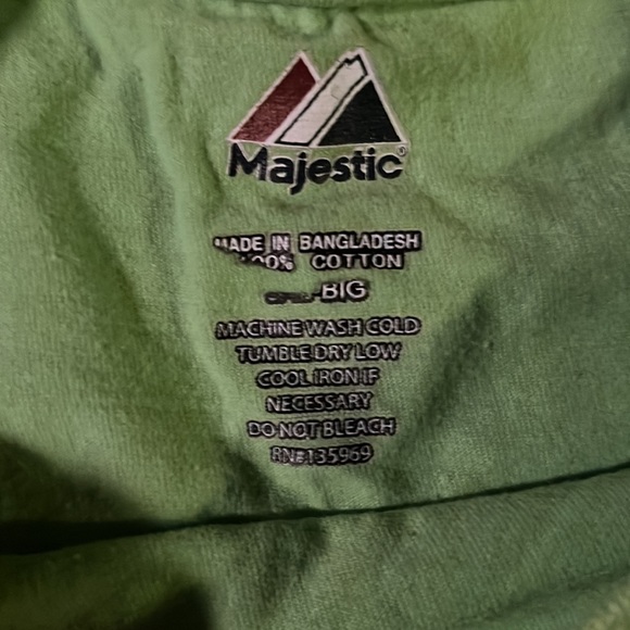 Green Boston Celtics tee - Picture 2 of 2